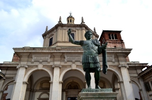 Nadia Mikushova. A view to the roman emperor Costantino I monument in Milan.